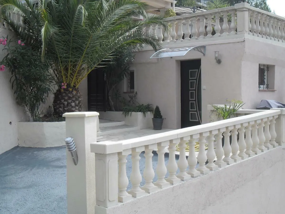 Charmante Villa à 15 min de Nice avec piscine Blausasc 0*,