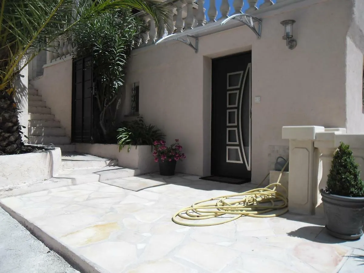 Charmante Villa à 15 min de Nice avec piscine Blausasc Appartement